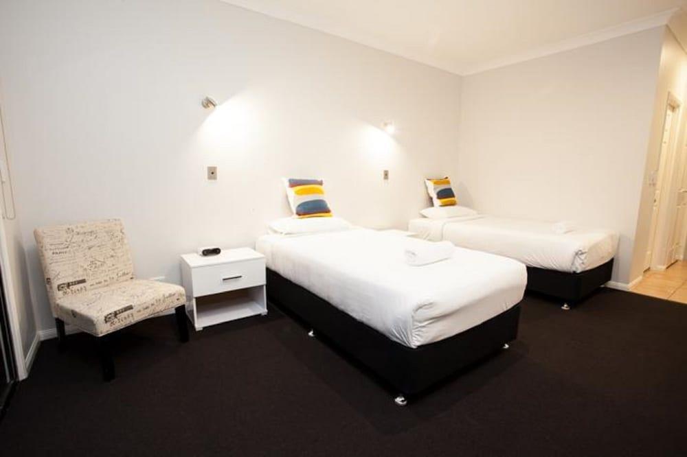Springwood Motor Inn מראה חיצוני תמונה